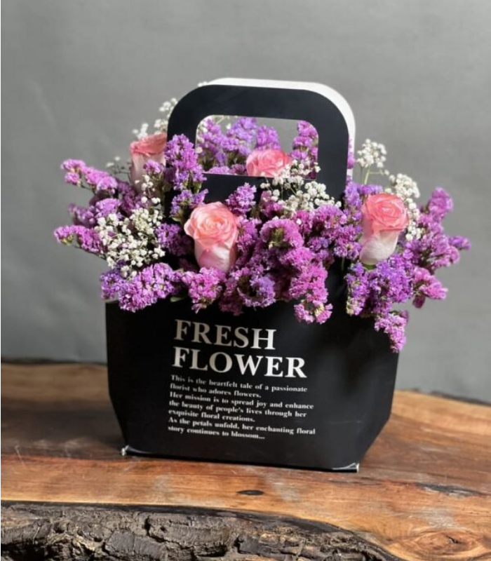 سبد گل طرح بلک پرپل